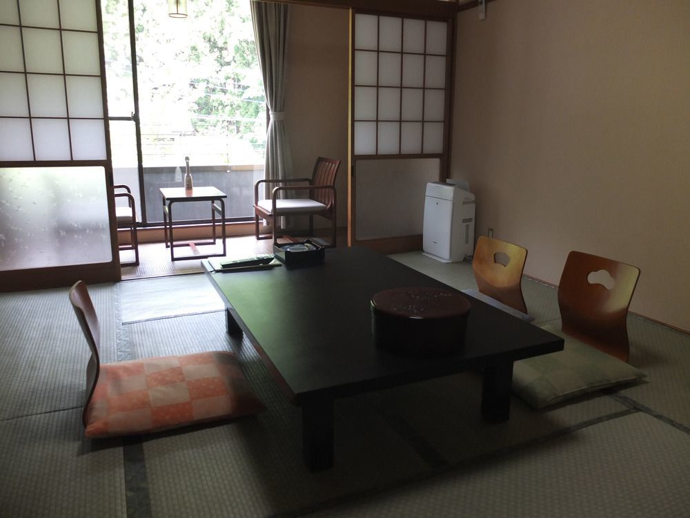 Nikko Green Hotel Natsukashiya Fuwari Esterno foto
